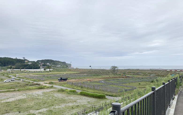 2022年8月に訪れた時の富岡駅前。津波で攫われた辺りの開発が進んでいる。